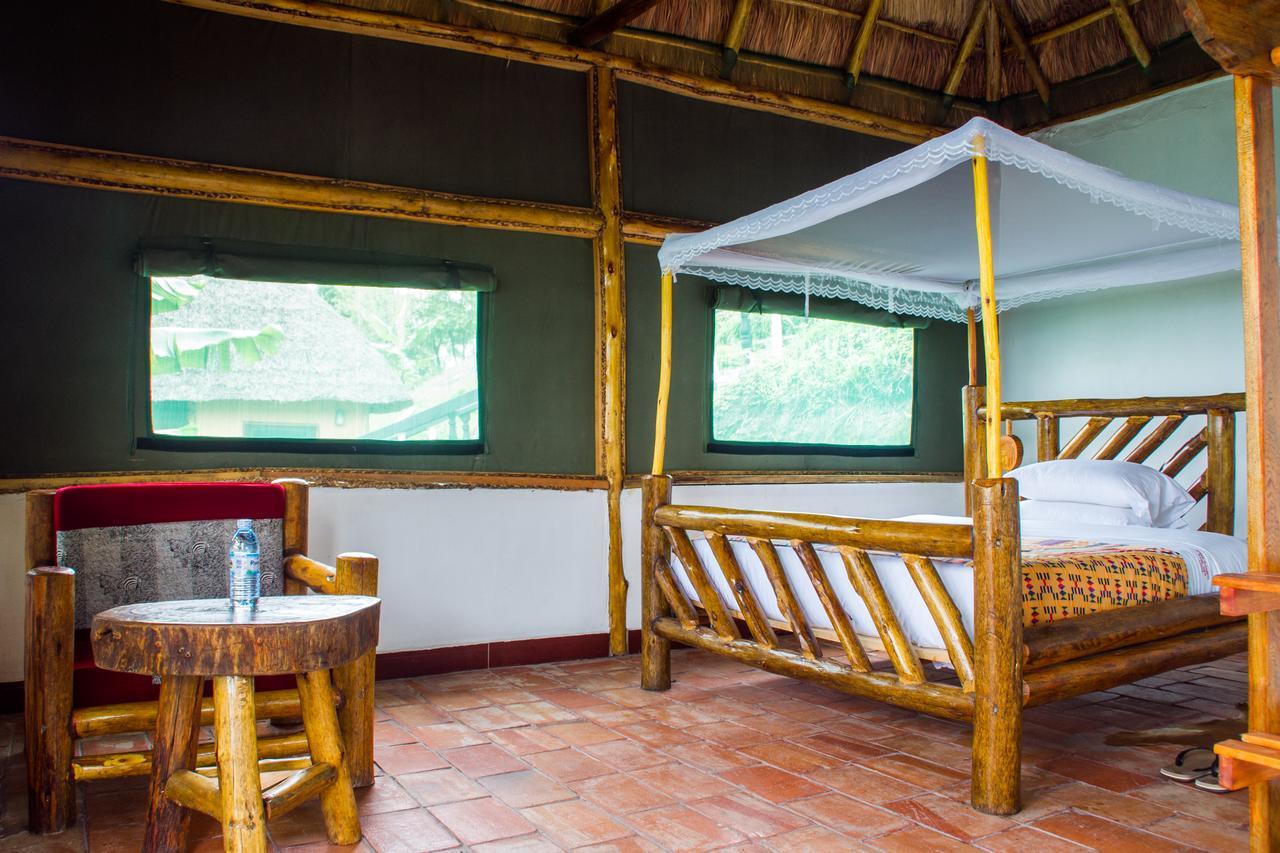 Queen Elizabeth Pvt Lodge Kichwamba المظهر الخارجي الصورة