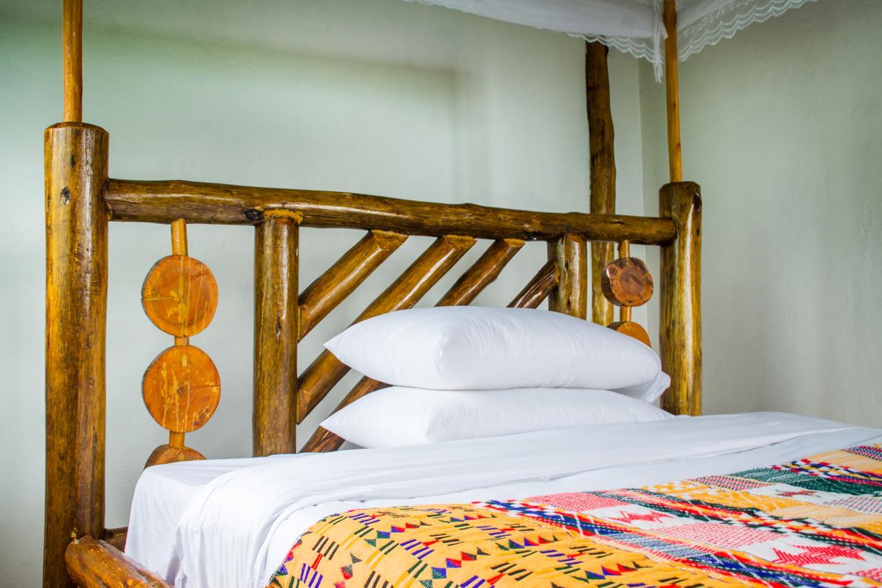 Queen Elizabeth Pvt Lodge Kichwamba المظهر الخارجي الصورة
