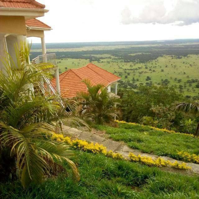 Queen Elizabeth Pvt Lodge Kichwamba المظهر الخارجي الصورة